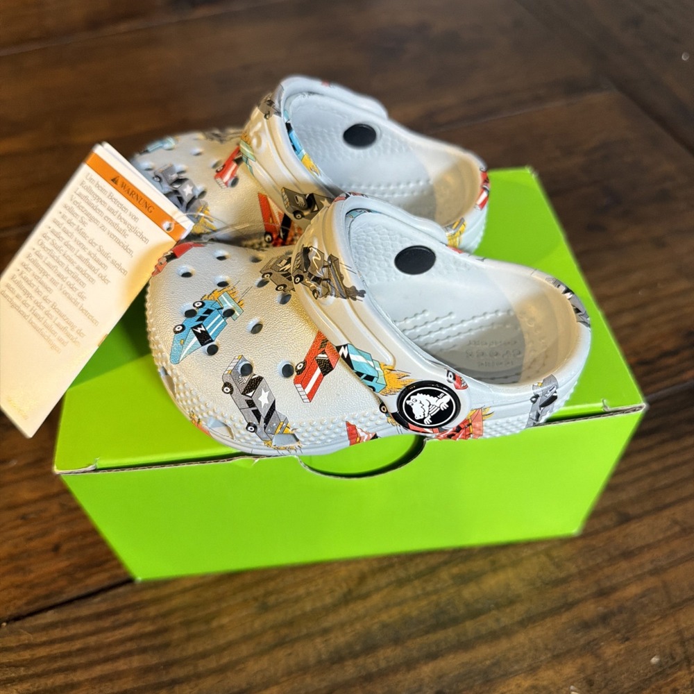 Crocs Classic Race Cars Graphic Clogs Toddler C4 Mirage Multi NWT